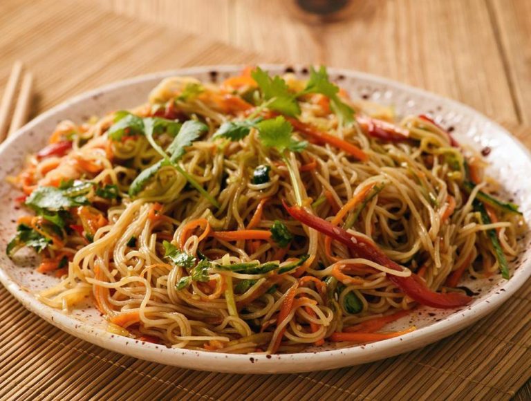 طريقة عمل النودلز